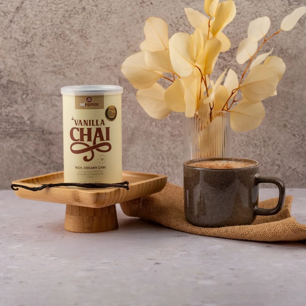 red espresso - Instant Vanilla Chai Latte 300g Tin - 15 Servings - Image 3